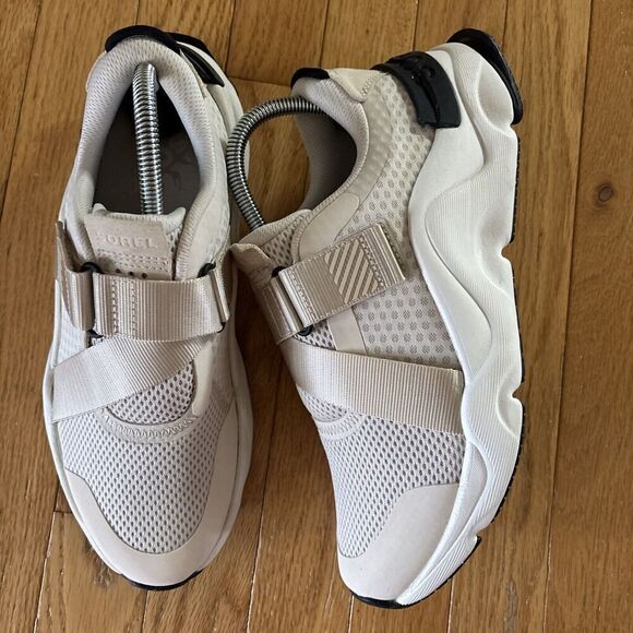 Sorel Kinetic Women's 8.5 Renegade Strap Sneakers Shoes White Walking - Picture 6 of 12